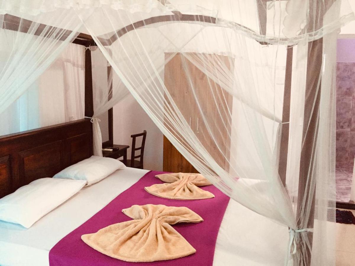 Crescent Resort Galle Exterior photo